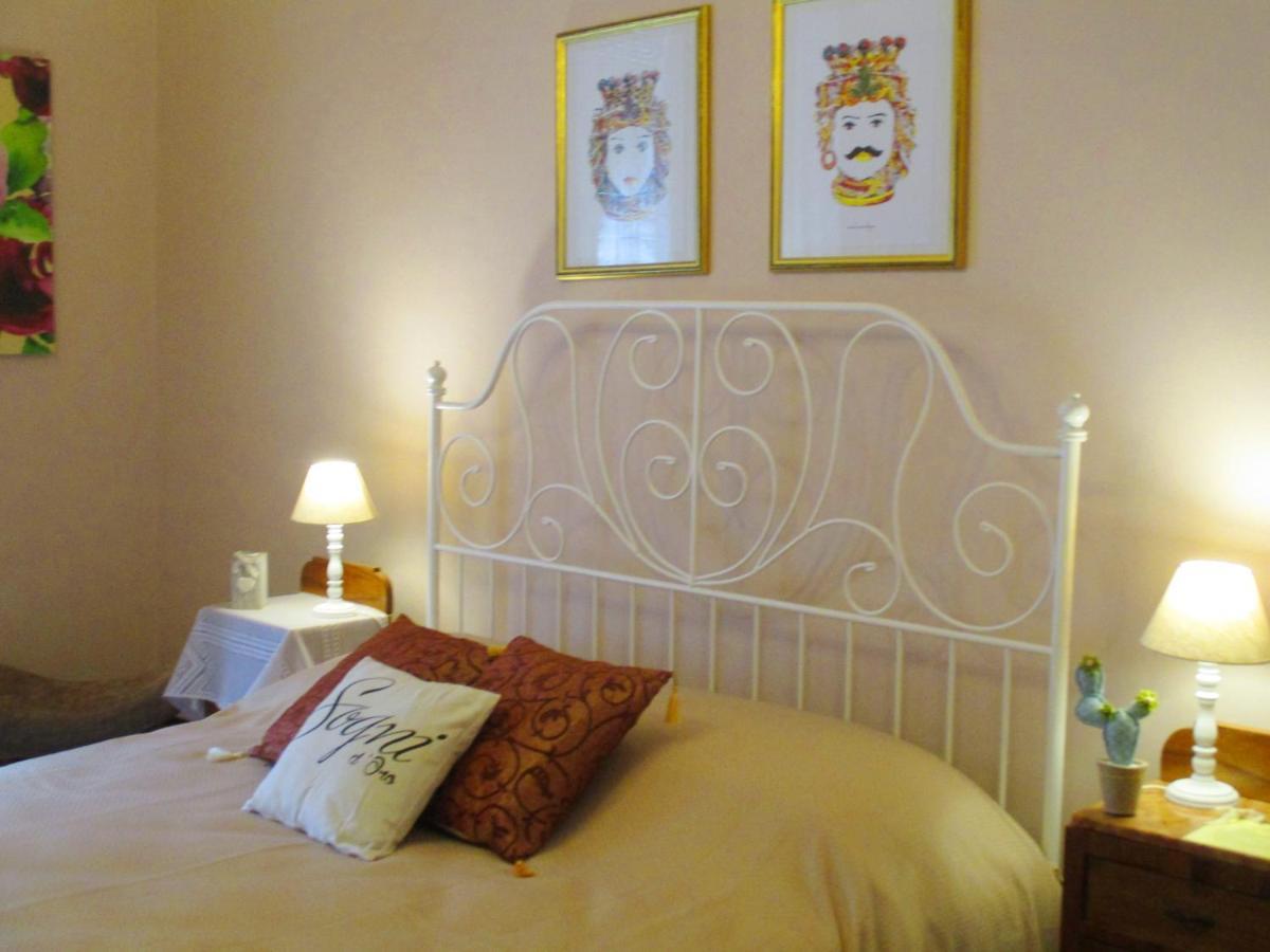 Diletta Oasi Bed & Breakfast Katanya Dış mekan fotoğraf